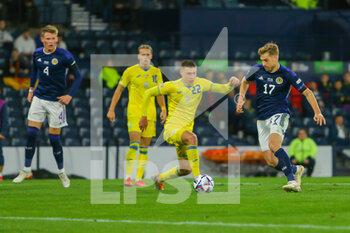 2022-09-21 - Stuart Armstrong of Scotland during the UEFA Nations League match between Scotland and Ukraine at Hampden Park, Glasgow, United Kingdom on 21 September 2022. Photo Colin Poultney / ProSportsImages / DPPI - FOOTBALL - UEFA NATIONS LEAGUE - SCOTLAND V UKRAINE - UEFA NATIONS LEAGUE - SOCCER