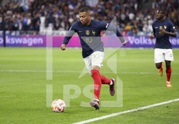 2022-09-22 - Kylian Mbappe of France during the UEFA Nations League, League A - Group 1 football match between France and Austria on September 22, 2022 at Stade de France in Saint-Denis near Paris, France - FOOTBALL - NATIONS LEAGUE - FRANCE V AUSTRIA - UEFA NATIONS LEAGUE - SOCCER