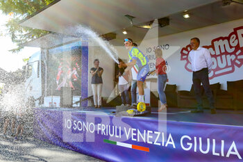 02/09/2022 - Giosuè Epis CARNOVALI RIME SIAS celebrating the first place on the podium - GIRO DEL FIULI VENEZIA GIULIA U23 - TAPPA 2 - FAGAGNA-COLLOREDO DI MONTE ALBANO - STRADA - CICLISMO