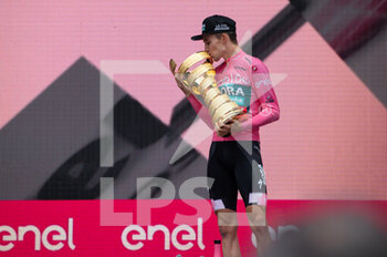 2022-05-29 - Jai Hindley, winner of the Giro 2022 - 2022 GIRO D'ITALIA - STAGE 21 - VERONA - VERONA  - GIRO D'ITALIA - CYCLING