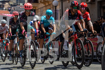 2022-05-12 - departure cyclists - 2022 GIRO D'ITALIA - STAGE 6 - PALMI - SCALEA - GIRO D'ITALIA - CYCLING