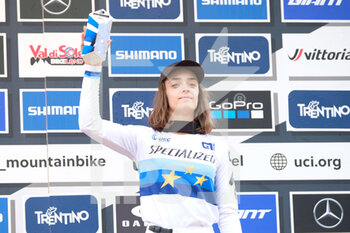 03/09/2022 - Valentina Roa Sanchez (COL) 3rd position of UCI Mountain Bike World Cup 2022 - Junior women Downhill race category - September 3, 2022. Italy  - UCI MOUNTAIN BIKE WORLD - VAL DI SOLE 2022 - JUNIOR MEN AND WOMAN RACE - MTB - MOUNTAIN BIKE - CICLISMO