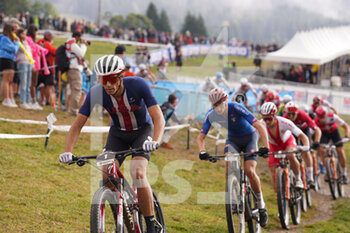 26/08/2022 - 1 BLEVINS Christopher  in UCI Mountain Bike World Championships in Les Gets 2022 Cross-Country Short Track Man Edite August 26, 2022 - 2022 UCI MOUNTAIN BIKE WORLD CHAMPIONSHIPS - MTB - MOUNTAIN BIKE - CICLISMO