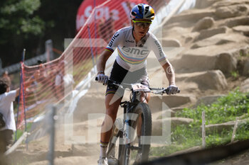 04/09/2022 - (16) Pauline Ferrand Prevot (FRA) - UCI MOUNTAIN BIKE WORLD CUP - ELITE WOMEN - CROSS COUNTRY OLYMPIC RACE - MTB - MOUNTAIN BIKE - CICLISMO