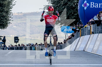2022-03-11 - Barguil Warren #191 (FRA) - Team Arkea - Samsi winner finish line - TAPPA 5 - SEFRO-FERMO - TIRRENO - ADRIATICO - CYCLING