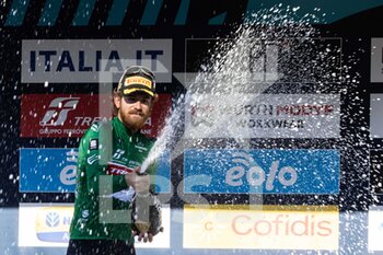2022-03-13 - Quinn Simmons of United States and Team Trek - Segafredo Green Mountain Jersey celebrates at podium during the 57th Tirreno-Adriatico 2022 - Stage 7 a 159km stage from San Benedetto del Tronto to San Benedetto del Tronto / #TirrenoAdriatico / #WorldTour / on March 13, 2022 in San Benedetto del Tronto, Italy. ©Photo: Cinzia Camela. - 7^ TAPPA SAN BENEDETTO DEL TRONTO - TIRRENO - ADRIATICO - CYCLING