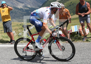2022-07-13 - Pierre Latour of TotalEnergies during the Tour de France 2022, cycling race stage 11, Albertville - Col du Granon Serre Chevalier (152 Km) on July 13, 2022 in Serre Chevalier, France - CYCLING - TOUR DE FRANCE 2022 - STAGE 11 - TOUR DE FRANCE - CYCLING
