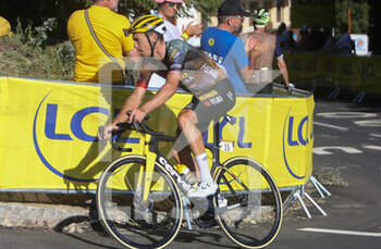 2022-07-14 - Christophe Laporte of Jumbo-Visma during the Tour de France 2022, cycling race stage 12, Briançon - Alpe d'Huez (165,5 Km) on July 14, 2022 in Huez, France - CYCLING - TOUR DE FRANCE 2022 - STAGE 12 - TOUR DE FRANCE - CYCLING