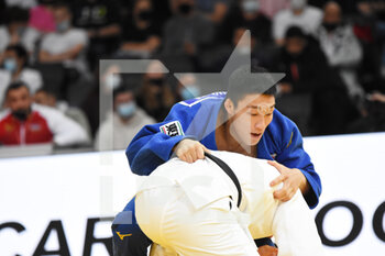 2022-02-07 - Sotaro Fujiwara (JPN) competes on men's -81 kg during the Paris Grand Slam 2022, IJF World Judo Tour on February 6, 2022 at Accor Arena in Paris, France - PARIS GRAND SLAM 2022, IJF WORLD JUDO TOUR - JUDO - CONTACT