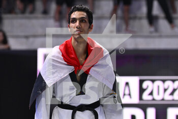 05/06/2022 - Seif EISSA (EGY) during the award ceremony -80Kg of World Taekwondo Grand Prix at Foro Italico, Nicola Pietrangeli Stadium, 5th June 2022, Rome, Italy. - 20222 WORLD TAEKWONDO ROMA GRAND PRIX (DAY3) - TAEKWONDO - CONTATTO