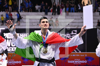 05/06/2022 - Simone ALESSIO (ITA) wins the final -80Kg of World Taekwondo Grand Prix at Foro Italico, Nicola Pietrangeli Stadium, 5th June 2022, Rome, Italy. - 20222 WORLD TAEKWONDO ROMA GRAND PRIX (DAY3) - TAEKWONDO - CONTATTO