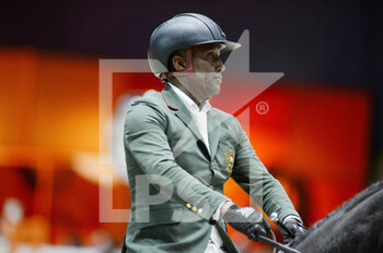 2022-03-18 - Abdelkebir OUADDAR (MAR) riding ISTANBULL V H OOIEVAARSHOF during the Prix Hermes Sellier at the Saut-Hermes 2022, equestrian FEI event on March 18, 2022 at the ephemeral Grand-palais in Paris, France - SAUT-HERMèS 2022, EQUESTRIAN FEI EVENT  - INTERNATIONALS - EQUESTRIAN
