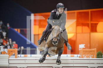 2022-03-19 - Emanuele GAUDIANO (ITA) riding NIKOLAJ DE MUSIC during the Saut Hermes prize at the Saut-Hermes 2022, equestrian FEI event on March 19, 2022 at the ephemeral Grand-palais in Paris, France - PRIX GL EVENTS AT THE SAUT-HERMES 2022, EQUESTRIAN FEI EVENT - INTERNATIONALS - EQUESTRIAN