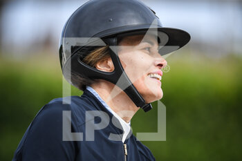 26/06/2022 - Marina HANDS of France riding Copyright during the Longines Global Champions Tour 2022, Paris Eiffel Jumping, equestrian event on June 26, 2022 at Champ de Mars in Paris, France - EQUESTRIAN - LONGINES GLOBAL CHAMPIONS TOUR 2022 - PARIS EIFFEL JUMPING - INTERNAZIONALI - EQUITAZIONE