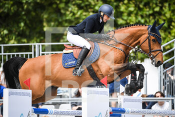 2022-06-26 - Laura KLAPHAKE of Germany riding Davenport VDL during the Longines Global Champions Tour 2022, Paris Eiffel Jumping, equestrian event on June 26, 2022 at Champ de Mars in Paris, France - EQUESTRIAN - LONGINES GLOBAL CHAMPIONS TOUR 2022 - PARIS EIFFEL JUMPING - INTERNATIONALS - EQUESTRIAN