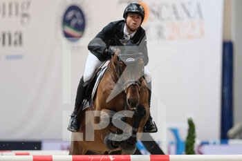 05/11/2022 - Edward Levy riding Catchar Mail - 2022 LONGINES FEI JUMPING WORLD CUP - INTERNAZIONALI - EQUITAZIONE