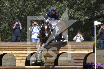 2022-09-17 - Thomas Carlile (FRA) riding Darmagnac de Beliard during the cross-country course of the Equestrian FEI Eventing World Championships on September 17, 2022 at Pratoni del Vivaro, Rome, Italy - FEI EVENTING WORLD CHAMPIONSHIPS - INTERNATIONALS - EQUESTRIAN