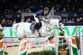 2022-11-06 - Bryan Blasiger (horse: AK's Courage) - 2022 LONGINES FEI JUMPING WORLD CUP - INTERNATIONALS - EQUESTRIAN