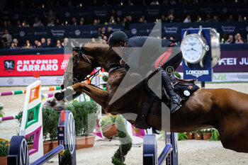 06/11/2022 - Emanuele Gaudiano  (horse: Chalou) - 2022 LONGINES FEI JUMPING WORLD CUP - INTERNAZIONALI - EQUITAZIONE
