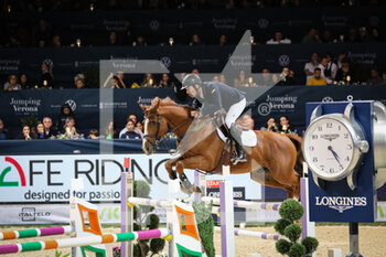 2022-11-06 - Mark Mcauley (horse: Django Ste Hermelle) - 2022 LONGINES FEI JUMPING WORLD CUP - INTERNATIONALS - EQUESTRIAN