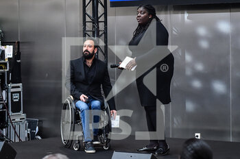 2022-11-14 - French taekwondo athlete Gwladys EPANGUE and French Paralympic wheelchair tennis athlete Michael JEREMIASZ during the Presentation of the Paris 2024 Olympic Mascots on November 14, 2022 in Paris, France - OLYMPIC GAMES PARIS 2024 - MASCOTS PRESENTATION - OLYMPIC GAMES PARIS 2024 - OLYMPIC GAMES