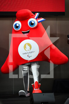 2022-11-14 - Illustration Mascot "La Phryge Paralympique" during the Presentation of the Paris 2024 Olympic Mascots on November 14, 2022 in Paris, France - OLYMPIC GAMES PARIS 2024 - MASCOTS PRESENTATION - OLYMPIC GAMES PARIS 2024 - OLYMPIC GAMES