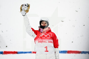 2022-02-05 - Mikael Kingsbury (CAN) Silver Medal during the Olympic Winter Games Beijing 2022, Freestyle Skiing, Men's Moguls on February 5, 2022 at Genting Snow Park in Zhangjiakou, Hebei Province of China - OLYMPIC WINTER GAMES BEIJING 2022, FEBRUARY 05 - OLYMPIC WINTER GAMES BEIJING 2022 - OLYMPIC GAMES