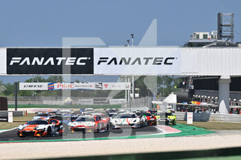 03/07/2022 - Race 2, start - FANATEC GT WORLD CHALLANGE - MISANO 2022 - ALTRO - MOTORI