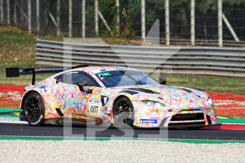 23/09/2022 - #007 Pascal Bachmann - Aston Martin GT3 AMR MY2019 (Street Art Racing) - GT OPEN INTERNATIONAL SERIES - ALTRO - MOTORI