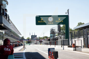 2022-07-10 - Pit Line of Monza racetrack - 6 HOURS OF MONZA 2022 - WEC FIA WORLD ENDURANCE CHAMPIONSHIP - ENDURANCE - MOTORS