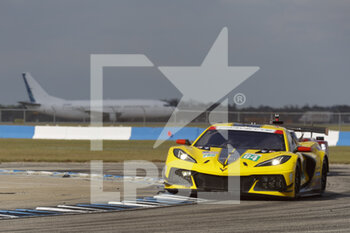 2022-03-16 - 64 MILNER Tommy (usa), TANDY Nick (gbr), Corvette Racing, Chevrolet Corvette C8.R, action , during the 1000 Miles of Sebring, 1st round of the 2022 FIA World Endurance Championship on the Sebring International Raceway from March 16 to 18, in Sebring, Florida, United States of America - 1000 MILES OF SEBRING, 1ST ROUND OF THE 2022 FIA WORLD ENDURANCE CHAMPIONSHIP - ENDURANCE - MOTORS