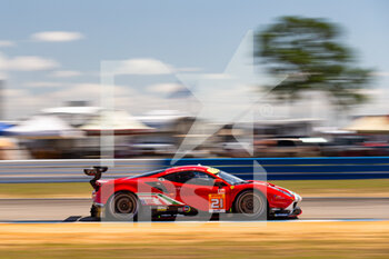 2022-03-17 - 21 MANN Simon (gbr), ULRICH Christoph (swi), VILANDER Toni (fin), AF Corse, Ferrari 488 GTE Evo, action during the 1000 Miles of Sebring, 1st round of the 2022 FIA World Endurance Championship on the Sebring International Raceway from March 16 to 18, in Sebring, Florida, United States of America - 1000 MILES OF SEBRING, 1ST ROUND OF THE 2022 FIA WORLD ENDURANCE - ENDURANCE - MOTORS