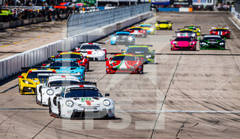 2022-03-18 - Start during the 1000 Miles of Sebring, 1st round of the 2022 FIA World Endurance Championship on the Sebring International Raceway from March 16 to 18, in Sebring, Florida, United States of America - 1000 MILES OF SEBRING, 1ST ROUND OF THE 2022 FIA WORLD ENDURANCE CHAMPIONSHIP - ENDURANCE - MOTORS