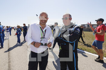 2022-03-18 - LEQUIEN Frédéric (fra), CEO of the FIA World Endurance Championship, portrait, SINAULT Philippe (fra), team principal and owner of Signatech racing, portait , during the 1000 Miles of Sebring, 1st round of the 2022 FIA World Endurance Championship on the Sebring International Raceway from March 16 to 18, in Sebring, Florida, United States of America - 1000 MILES OF SEBRING, 1ST ROUND OF THE 2022 FIA WORLD ENDURANCE CHAMPIONSHIP - ENDURANCE - MOTORS