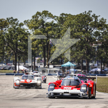 2022-03-18 - 708 PLA Olivier (fra), DUMAS Romain (fra), BRISCOE Ryan (usa), Glickenhaus Racing, Glickenhaus 007 LMH, action during the 1000 Miles of Sebring, 1st round of the 2022 FIA World Endurance Championship on the Sebring International Raceway from March 16 to 18, in Sebring, Florida, United States of America - 1000 MILES OF SEBRING, 1ST ROUND OF THE 2022 FIA WORLD ENDURANCE CHAMPIONSHIP - ENDURANCE - MOTORS