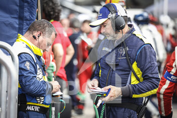 2022-03-18 - michelin engineer during the 1000 Miles of Sebring, 1st round of the 2022 FIA World Endurance Championship on the Sebring International Raceway from March 16 to 18, in Sebring, Florida, United States of America - 1000 MILES OF SEBRING, 1ST ROUND OF THE 2022 FIA WORLD ENDURANCE CHAMPIONSHIP - ENDURANCE - MOTORS