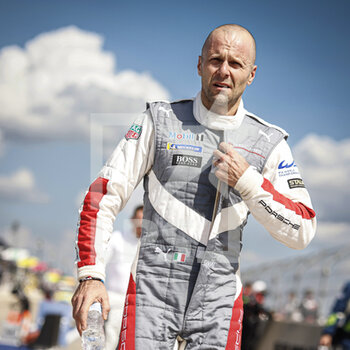 2022-03-18 - BRUNI Gianmaria (ita), Porsche GT Team, Porsche 911 RSR - 19, portrait during the 1000 Miles of Sebring, 1st round of the 2022 FIA World Endurance Championship on the Sebring International Raceway from March 16 to 18, in Sebring, Florida, United States of America - 1000 MILES OF SEBRING, 1ST ROUND OF THE 2022 FIA WORLD ENDURANCE CHAMPIONSHIP - ENDURANCE - MOTORS