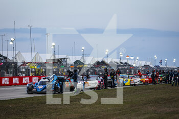 2022-03-18 - Red Flag during the 1000 Miles of Sebring, 1st round of the 2022 FIA World Endurance Championship on the Sebring International Raceway from March 16 to 18, in Sebring, Florida, United States of America - 1000 MILES OF SEBRING, 1ST ROUND OF THE 2022 FIA WORLD ENDURANCE CHAMPIONSHIP - ENDURANCE - MOTORS