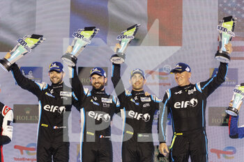 2022-03-18 - VAXIVIERE Matthieu (fra), Alpine Elf Team, Alpine A480 - Gibson, portrait, LAPIERRE Nicolas (fra), Alpine Elf Team, Alpine A480 - Gibson, portrait, NEGRAO André (bra), Alpine Elf Team, Alpine A480 - Gibson, portrait, SINAULT Philippe (fra), team principal and owner of Signatech racing, portait podium, portrait , during the 1000 Miles of Sebring, 1st round of the 2022 FIA World Endurance Championship on the Sebring International Raceway from March 16 to 18, in Sebring, Florida, United States of America - 1000 MILES OF SEBRING, 1ST ROUND OF THE 2022 FIA WORLD ENDURANCE CHAMPIONSHIP - ENDURANCE - MOTORS