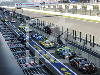 2022-05-06 - Cars exiting pitlane 
during the 2022 FIA WORLD ENDURANCE CHAMPIONSHIP - TOTALENERGIES 6 HOURS OF SPA-FRANCORCHAMPS on 06-05-2022 - 2022 FIA WORLD ENDURANCE CHAMPIONSHIP - TOTALENERGIES 6 HOURS OF SPA-FRANCORCHAMPS - ENDURANCE - MOTORS