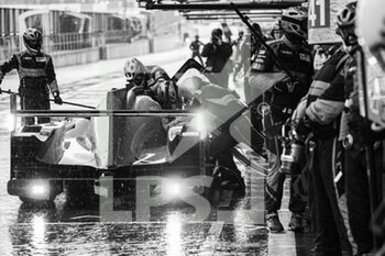 2022-05-07 - 31 GELAEL Sean (idn), FRIJNS Robin (nld), RAST René (ger), WRT, Oreca 07 - Gibson, ambiance pit stop during the 6 Hours of Spa-Francorchamps 2022, 2nd round of the 2022 FIA World Endurance Championship on the Circuit de Spa-Francorchamps from May 5 to 7, 2022 in Francorchamps, Belgium - 6 HOURS OF SPA-FRANCORCHAMPS 2022, 2ND ROUND OF THE 2022 FIA WORLD ENDURANCE CHAMPIONSHIP - ENDURANCE - MOTORS