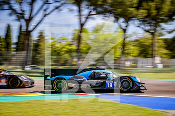 2022-05-12 - 19 VISCAAL Bent (nld), FLORSCH Sophia (ger), Algarve Pro Racing, Oreca 07 - Gibson, action during the 4 Hours of Imola 2022, 2nd round of the 2022 European Le Mans Series on the Imola Circuit from May 12 to 15, in Imola, Italy - AUTO - ELMS - 4 HOURS OF IMOLA 2022 - ENDURANCE - MOTORS