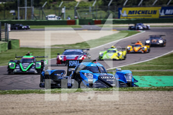 2022-05-15 - 19 VISCAAL Bent (nld), FLORSCH Sophia (ger), Algarve Pro Racing, Oreca 07 - Gibson, action during the 4 Hours of Imola 2022, 2nd round of the 2022 European Le Mans Series on the Imola Circuit from May 12 to 15, in Imola, Italy - 4 HOURS OF IMOLA 2022, 2ND ROUND OF THE 2022 EUROPEAN LE MANS SERIES - ENDURANCE - MOTORS
