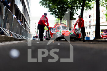 2022-06-03 - 09 KUBICA Robert (pol), DELETRAZ Louis (swi), COLOMBO Lorenzo (ita), Prema Orlen Team, Oreca 07 - Gibson, action during the Scrutineering of the 2022 24 Hours of Le Mans, 3rd round of the 2022 FIA World Endurance Championship, on the Circuit de la Sarthe, from June 3 to 4, 2022 in Le Mans, France - 24 HEURES DU MANS 2022 - SCRUTINEERING - ENDURANCE - MOTORS