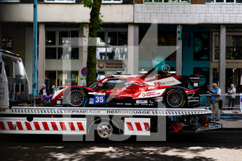 2022-06-03 - 35 LAHAYE Jean-Baptiste (fra), LAHAYE Matthieu (fra), HERIAU Francois (fra), Ultimate, Oreca 07 - Gibson, action during the Scrutineering of the 2022 24 Hours of Le Mans, 3rd round of the 2022 FIA World Endurance Championship, on the Circuit de la Sarthe, from June 3 to 4, 2022 in Le Mans, France - 24 HEURES DU MANS 2022 - SCRUTINEERING - ENDURANCE - MOTORS