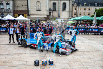 2022-06-03 - 39 TROUILLET Eric (fra), PAGE Sébastien (swi), DROUX David (swi), Graff Racing, Oreca 07 - Gibson, portrait during the Scrutineering of the 2022 24 Hours of Le Mans, 3rd round of the 2022 FIA World Endurance Championship, on the Circuit de la Sarthe, from June 3 to 4, 2022 in Le Mans, France - 24 HEURES DU MANS 2022 - SCRUTINEERING - ENDURANCE - MOTORS