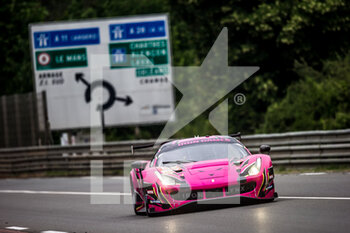 2022-06-05 - 85 FREY Rahel (swi), GATTING Michelle (dnk), BOVY Sarah (bel), Iron DAMES, Ferrari 488 GTE EVO, action during the Test Day of the 2022 24 Hours of Le Mans, 3rd round of the 2022 FIA World Endurance Championship, on the Circuit de la Sarthe, on June 5, 2022 in Le Mans, France - 24 HEURES DU MANS 2022 - TEST DAY - ENDURANCE - MOTORS