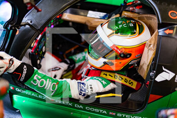 2022-06-05 - DA COSTA Antonio Felix (prt), Jota, Oreca 07 - Gibson, portrait during the Test Day of the 2022 24 Hours of Le Mans, 3rd round of the 2022 FIA World Endurance Championship, on the Circuit de la Sarthe, on June 5, 2022 in Le Mans, France - 24 HEURES DU MANS 2022 - TEST DAY - ENDURANCE - MOTORS