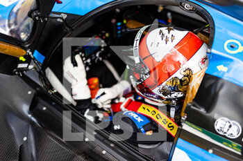 2022-06-05 - YE Yifei (chn), Cool Racing, Oreca 07 - Gibson, portrait during the Test Day of the 2022 24 Hours of Le Mans, 3rd round of the 2022 FIA World Endurance Championship, on the Circuit de la Sarthe, on June 5, 2022 in Le Mans, France - 24 HEURES DU MANS 2022 - TEST DAY - ENDURANCE - MOTORS