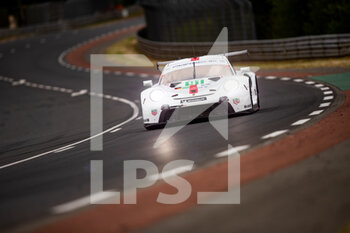 2022-06-05 - 91 BRUNI Gianmaria (ita), LIETZ Richard (aut), MAKOWIECKI Frederic (fra), Porsche GT Team, Porsche 911 RSR - 19, action during the Test Day of the 2022 24 Hours of Le Mans, 3rd round of the 2022 FIA World Endurance Championship, on the Circuit de la Sarthe, on June 5, 2022 in Le Mans, France - 24 HEURES DU MANS 2022 - TEST DAY - ENDURANCE - MOTORS